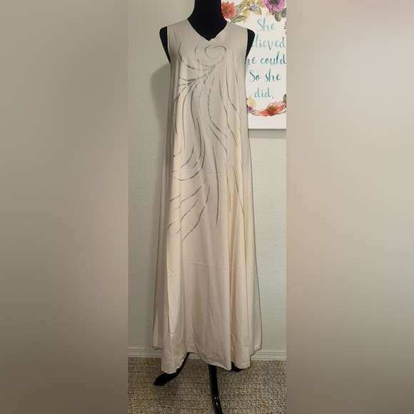 Dresses & Skirts - Cream Dress With Silver Design Size M